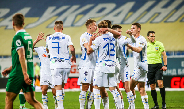 Украинской, Премьер, Динамо