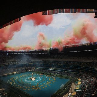 Ruso, Канаде, Мексике, России, Международная