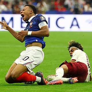 Футболист сборной Франции играл на ЧМ-2026 с переломом позвоночника Франции, Англии, Арсенал, Лиги
