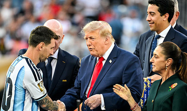 ТРАМП: «Месси и Роналду – великие игроки, но я видел, как играет Пеле» Трамп, Месси, Йорк, Дональд, Роналду