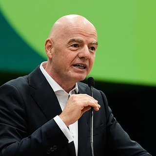 Инфантино, Платини, Российский