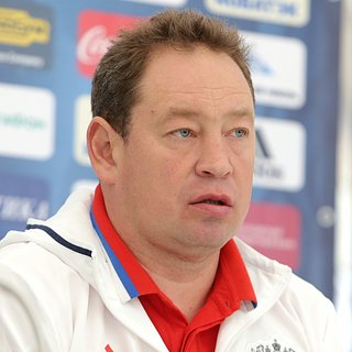 Слуцкий, Артем, Дзюба