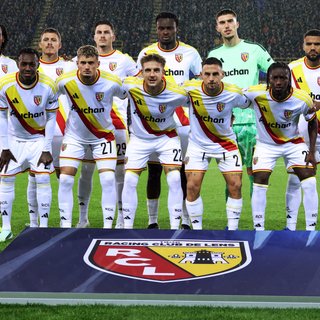 «Ланс» обыграл «Париж» в чемпионате Франции Ланс, Париж, Азар, Stade